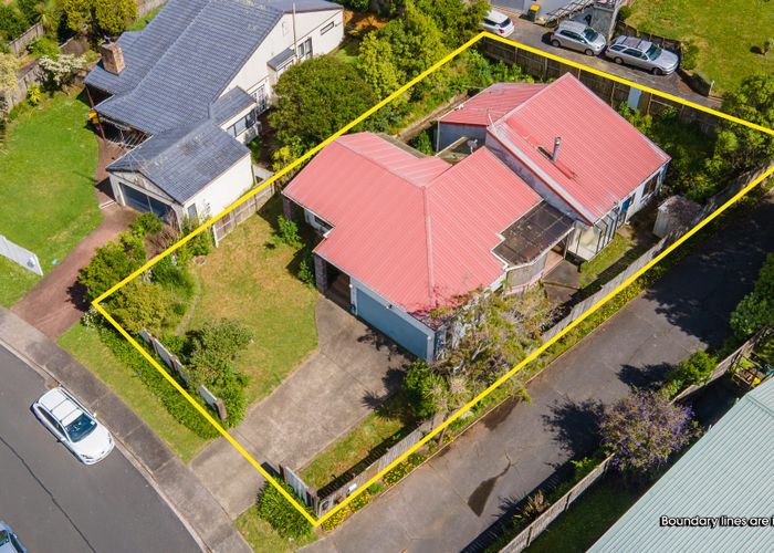  at 27 Greenvalley Rise, Glenfield, North Shore City, Auckland
