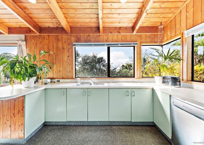  at 25 Laingfield Terrace, Laingholm, Auckland