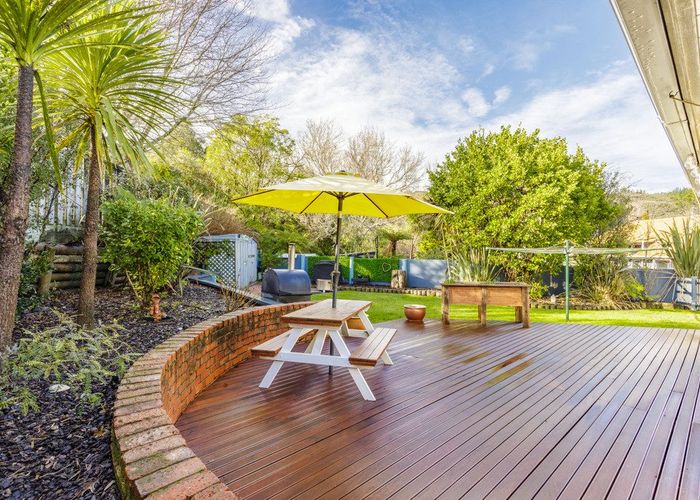  at 108 Norana Road, Timberlea, Upper Hutt, Wellington