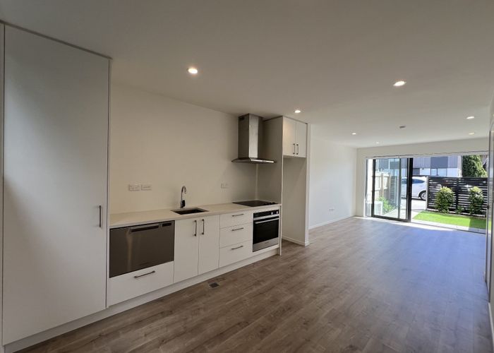  at 14/12 Tawa, Te Atatu Peninsula, Waitakere City, Auckland