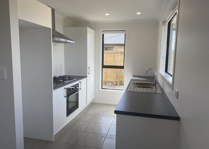  at 4/223 Baverstock Road, Grandview Heights, Hamilton