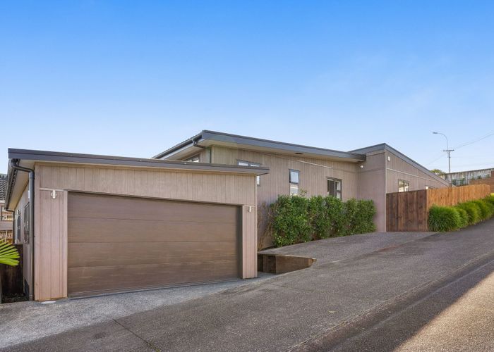  at 48 Carlisle Road, Browns Bay, North Shore City, Auckland