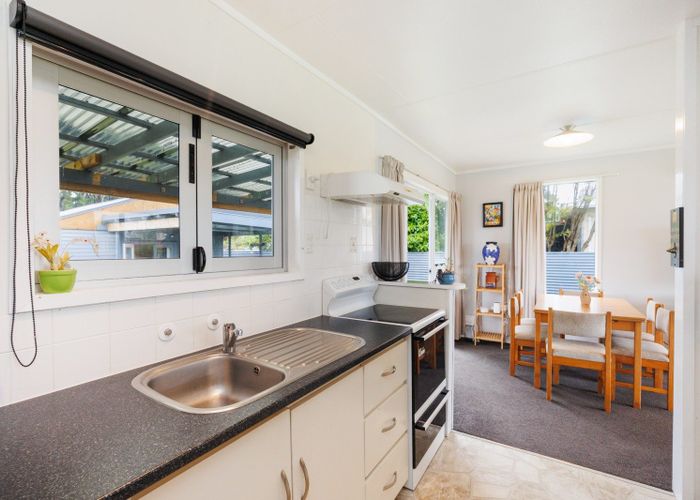  at 62 Nash Parade, Foxton Beach, Horowhenua, Manawatu / Whanganui