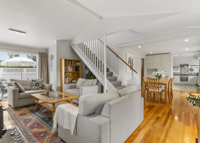  at 11 Bromley Place, Glen Innes, Auckland City, Auckland