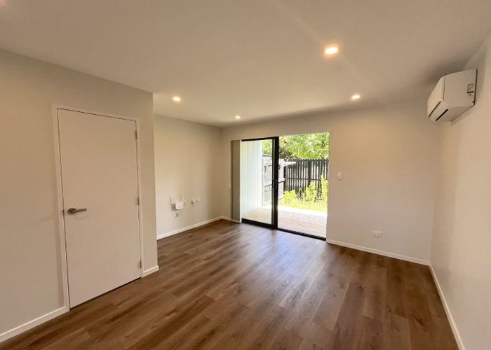  at 16 Whai Hua Lane, Mangere Bridge, Manukau City, Auckland