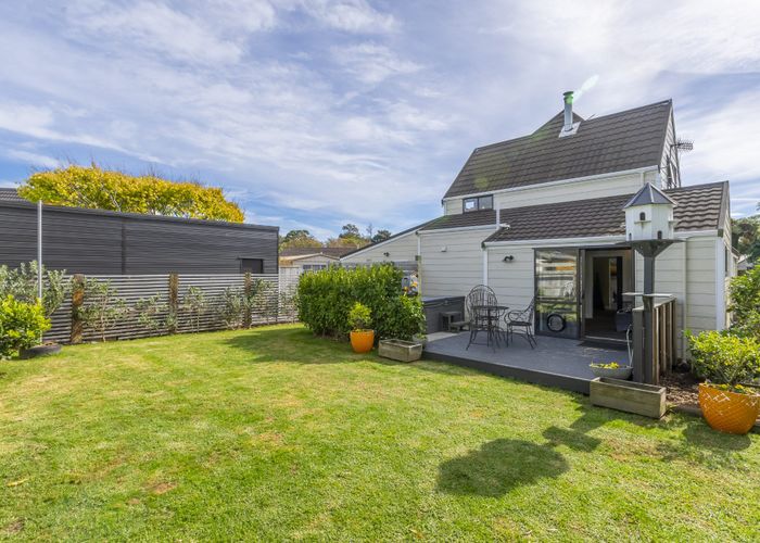  at 14 Atarau Grove, Paraparaumu, Kapiti Coast, Wellington