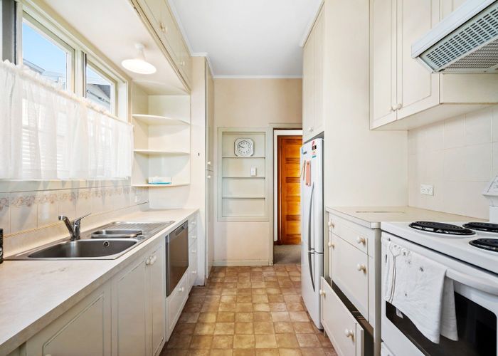  at 11 Coleman Terrace, Hospital Hill, Napier, Hawke's Bay