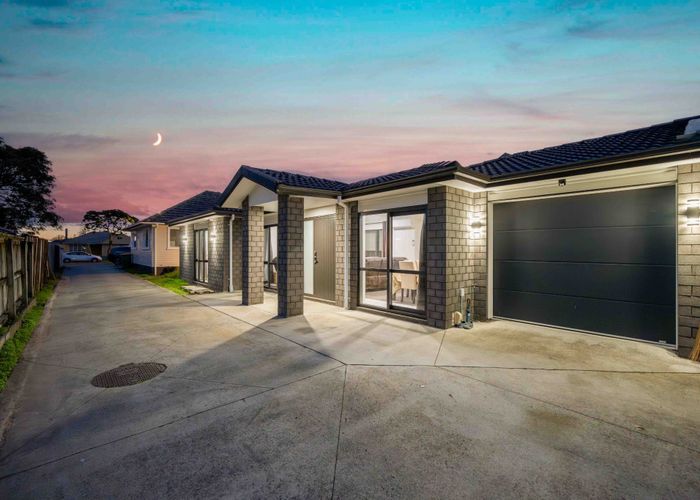  at 8A Martin Road, Manurewa, Auckland