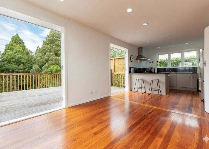 at 28 South Lynn Road, Titirangi, Waitakere City, Auckland
