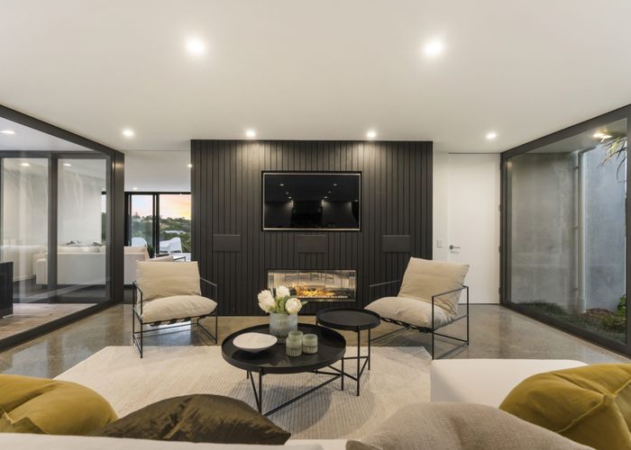  at 201 Point View Drive, East Tamaki Heights, Auckland