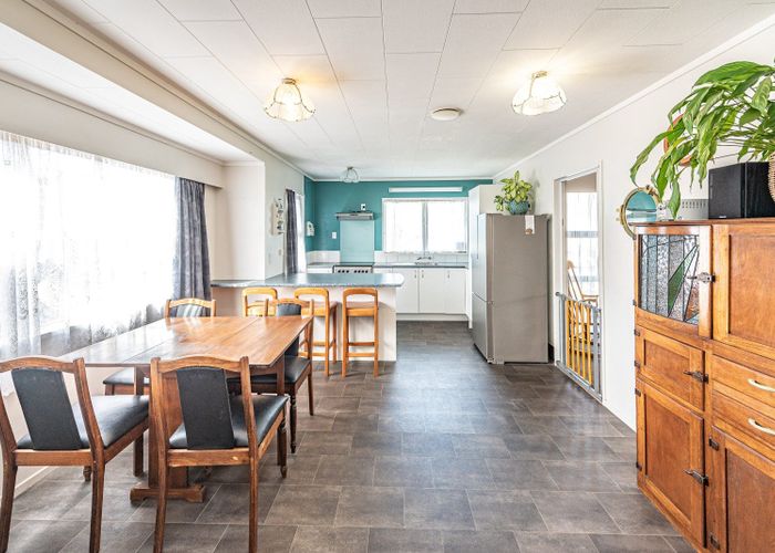  at 102 Hinau Street, Castlecliff, Whanganui