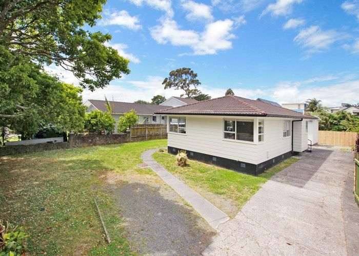  at 2 Misty Place, Papatoetoe, Auckland