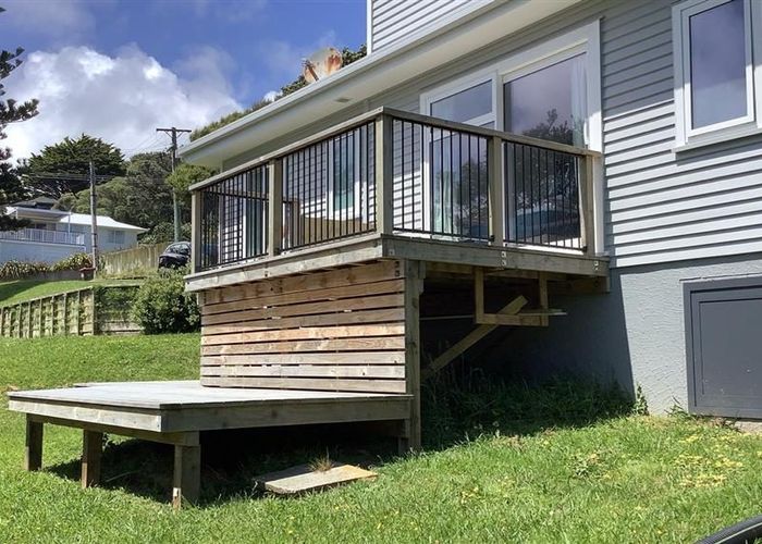  at 1/27 Thornley Street, Titahi Bay, Porirua, Wellington