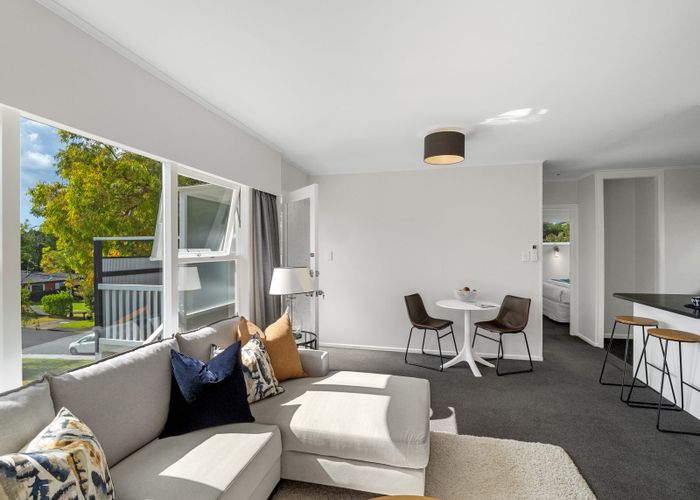  at 6A Tallington Crescent, Torbay, Auckland