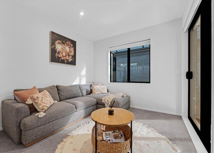  at 33 Kabardin Street, Karaka, Franklin, Auckland