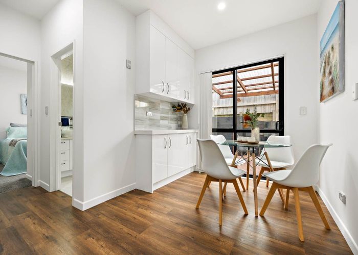  at 6 Tims Crescent, Flat Bush, Auckland