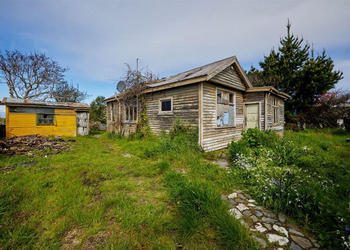  at 242 Beach Road, Kaikoura