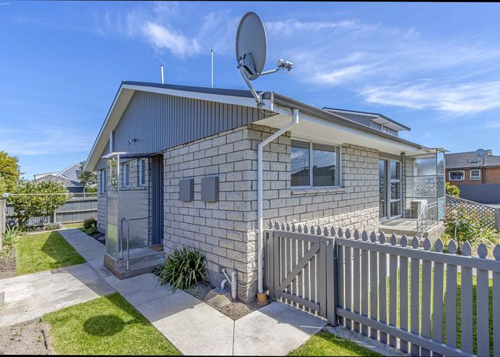 at 2/18A Prossers Road, St. Martins, Christchurch City, Canterbury