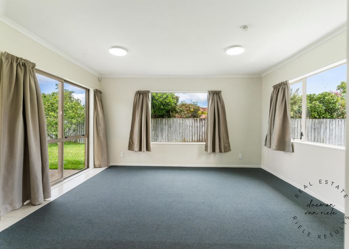  at 7 Mark Edgar Place, Clendon Park, Auckland