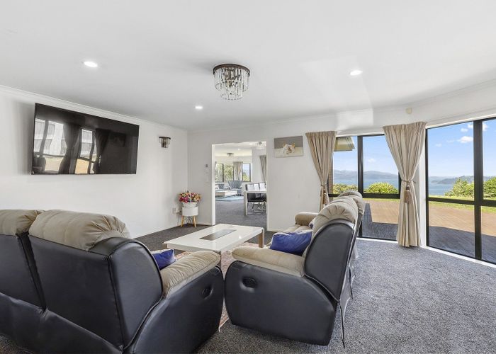  at 52 Miles Crescent, Newlands, Wellington, Wellington