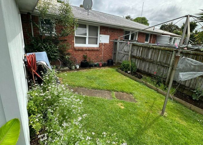  at 6B Wesley Avenue, Mount Albert, Auckland City, Auckland