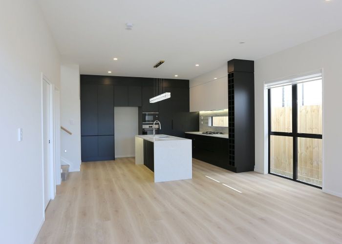  at 46 Topliss Drive, Northcross, North Shore City, Auckland