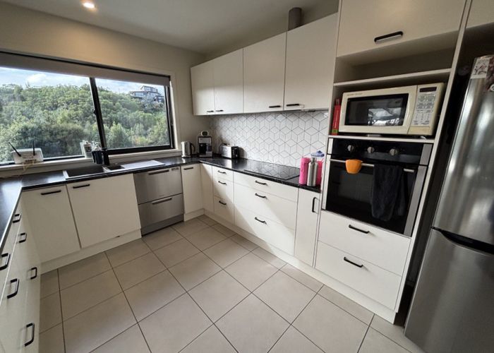  at 123 Cashmere Drive, Fitzherbert, Palmerston North, Manawatu / Whanganui