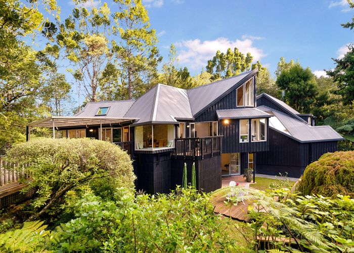  at 19 Fawcett road, Laingholm, Waitakere