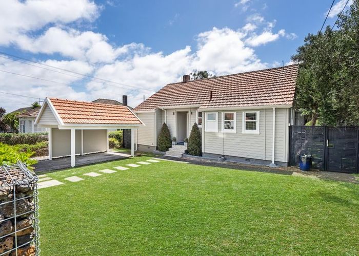  at 9 Range View Road, Mount Albert, Auckland City, Auckland