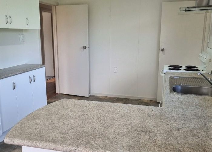  at 17 Willerton Avenue, New Lynn, Waitakere City, Auckland