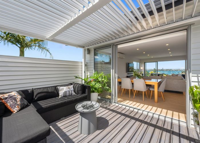  at 13 Wilding Avenue, Northcote Point, Auckland
