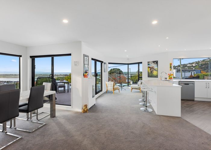  at 2/60 Moncks Spur Road, Redcliffs, Christchurch