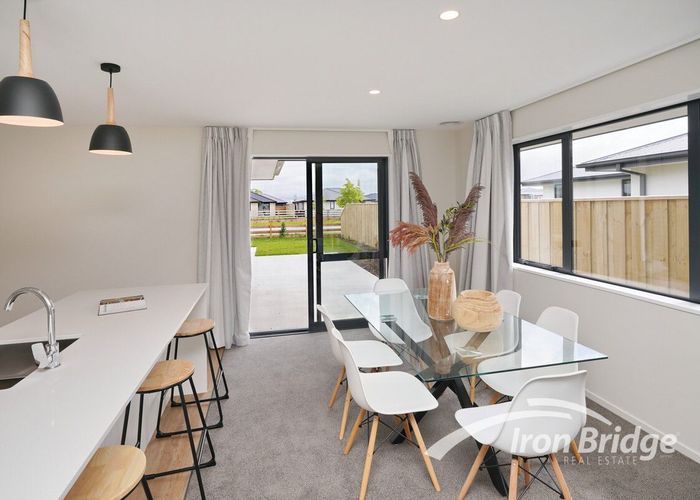  at 14 Chambers Avenue, Woodend, Woodend