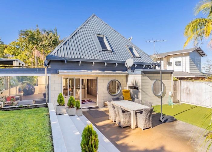  at 108 Porritt Avenue, Chatswood, Auckland