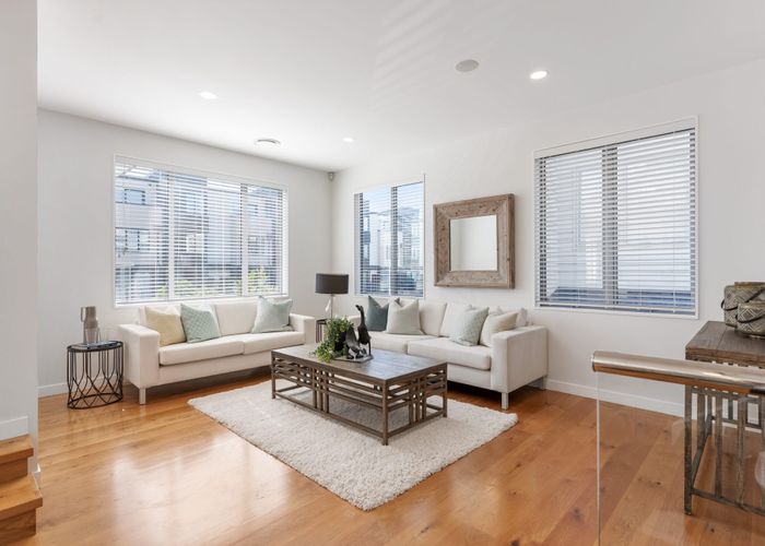  at 20 Windlass Street, Long Bay, North Shore City, Auckland