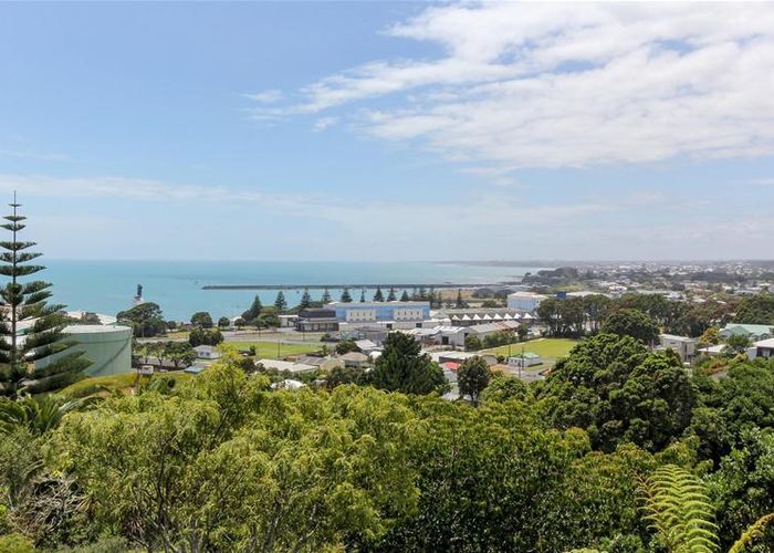  at 4B Catherine Crescent, Moturoa, New Plymouth