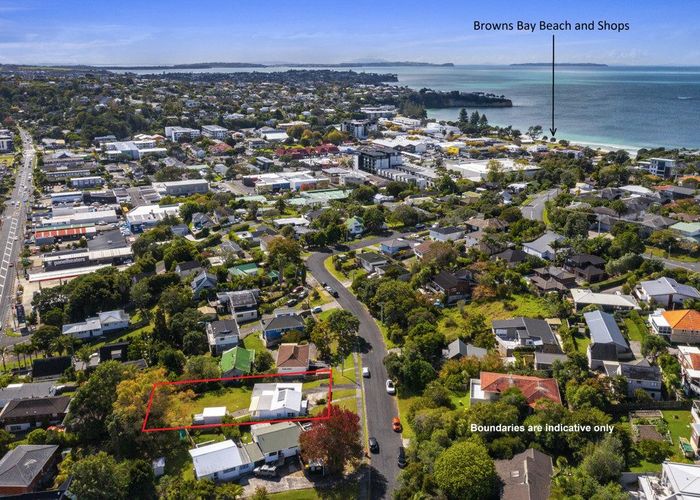  at 21 Philson Terrace, Browns Bay, Auckland