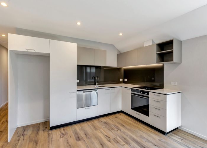  at 8/45 Dickens Street, Addington, Christchurch