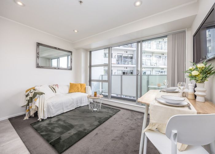  at 818/430 Queen Street, City Centre, Auckland City, Auckland