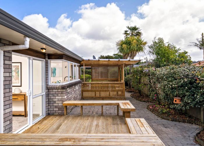  at 9 Cornell Court, Albany, Auckland