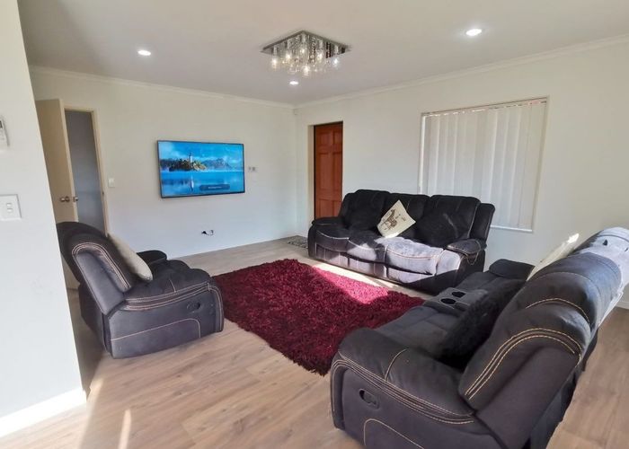  at 39 Westglen Place, Ranui, Auckland