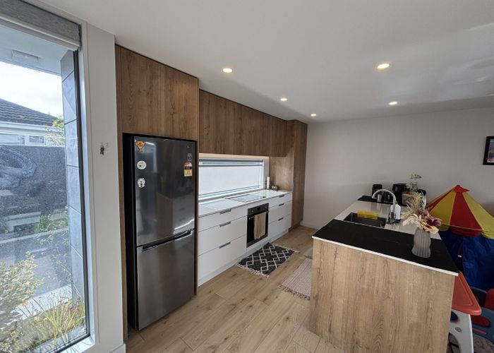  at 2/43 Maxwell Street, Riccarton, Christchurch City, Canterbury