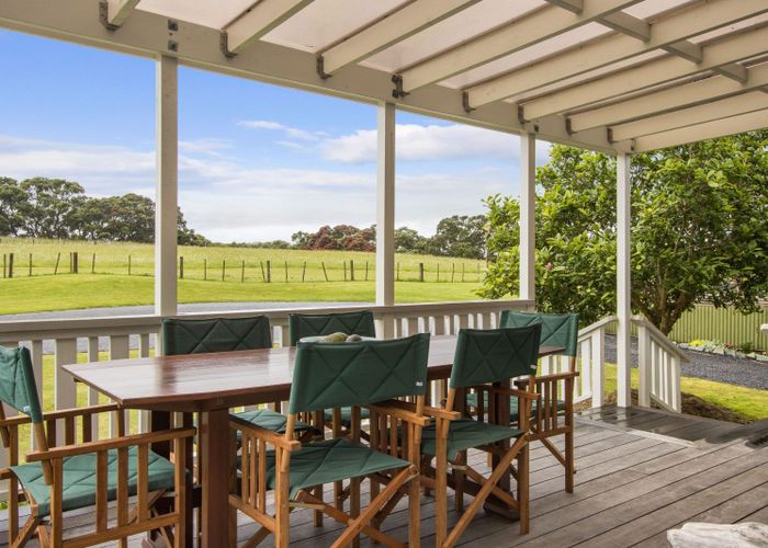  at 5 Esplanade Road, Tahawai, Katikati