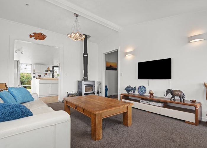  at 23 Nash Parade, Foxton Beach, Foxton