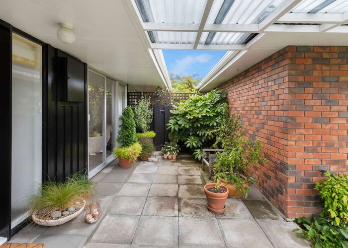  at 11 Seaton Court, Hokowhitu, Palmerston North