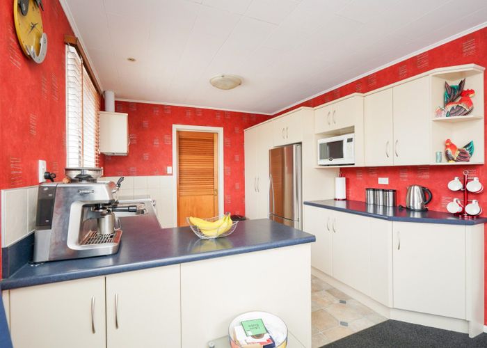  at 11 Baxter Street, Grasmere, Invercargill