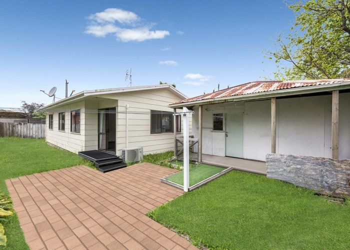  at 1A Miller Road, Mangere Bridge, Manukau City, Auckland