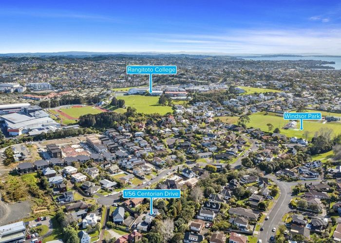  at 1/56 Centorian Drive, Windsor Park, Auckland