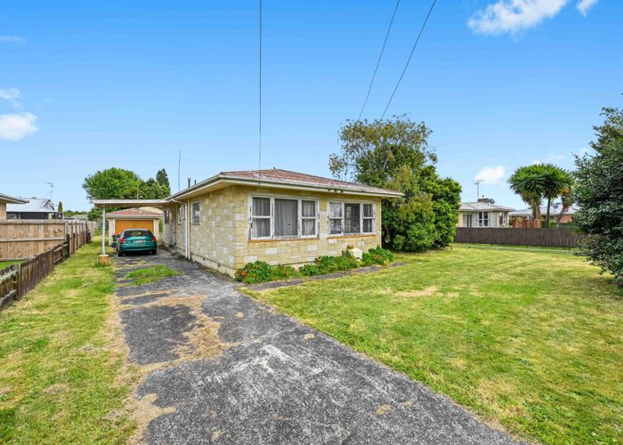  at 9 Forsyth Street, Saint Andrews, Hamilton