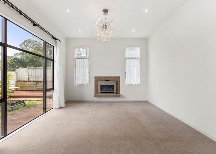  at 7 Lambir Place, Fairview Heights, North Shore City, Auckland